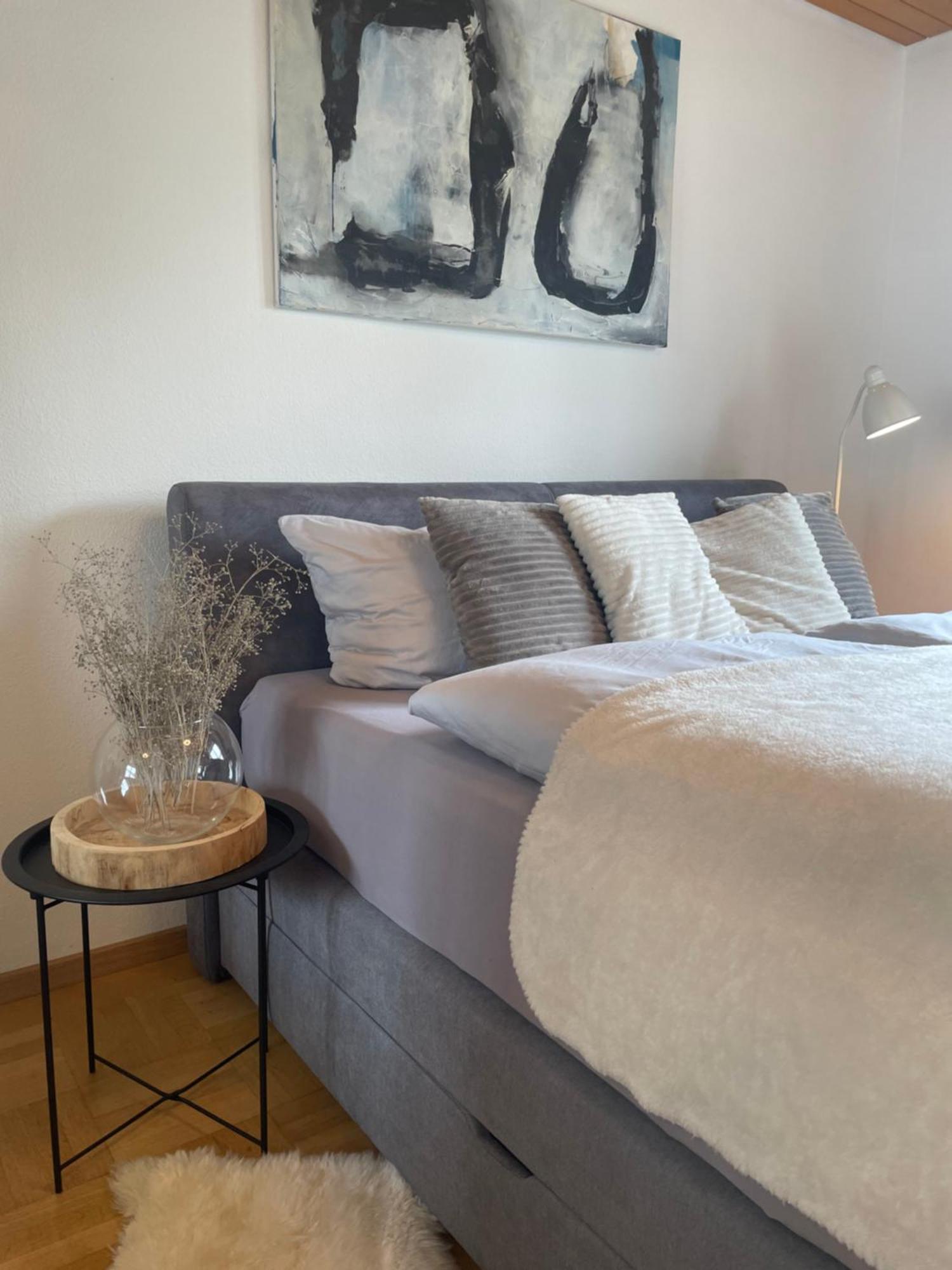 Crown Living Design Apartment - 2 Schlafzimmer - Kueche - Gratis Parkplatz - Abstellraum Fuer Fahrraeder/Ski Mader Exteriér fotografie